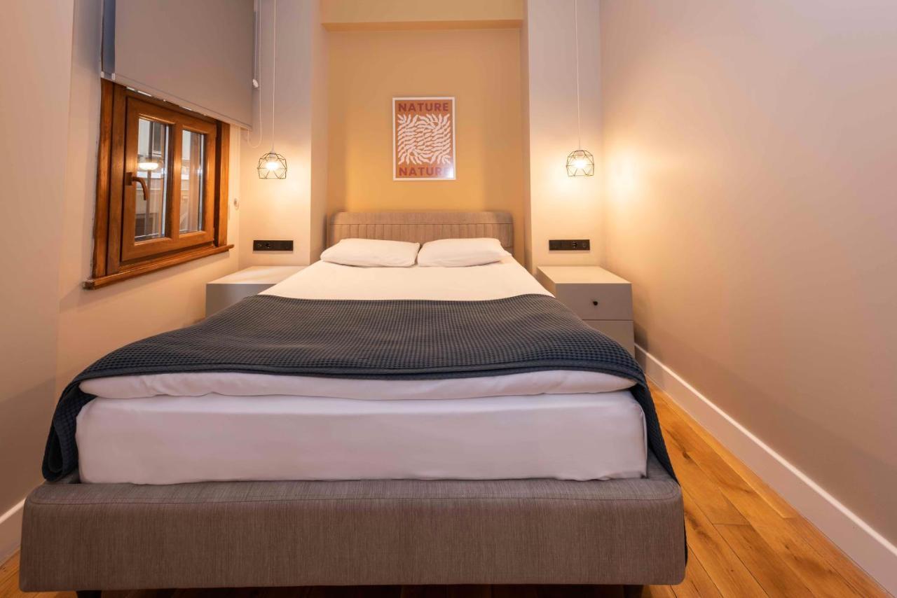 Bguest Pera Suites Istanbul Eksteriør billede